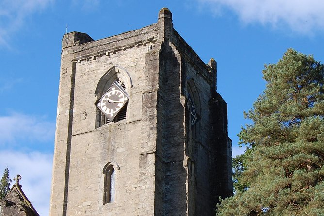 2-Day Jacobite Experience including the Hogwarts Express from Edinburgh - Loch Ness combines scenery, castle ruins, and extra costs