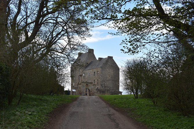 2-Day Outlander Experience Small Group Tour from Edinburgh - Day Two: Clava Cairns, Culloden, and the Highland Folk Museum