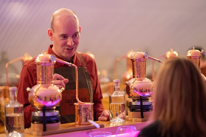 2 hour Gin School Experience in Aberdeen - Who will get the most from this class?