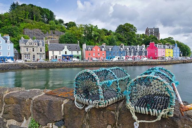 4-Day Magical Mull, Iona & West Highlands Small-Group Tour from Edinburgh - Day 2: Iona Abbey or Staffa’s Fingal’s Cave