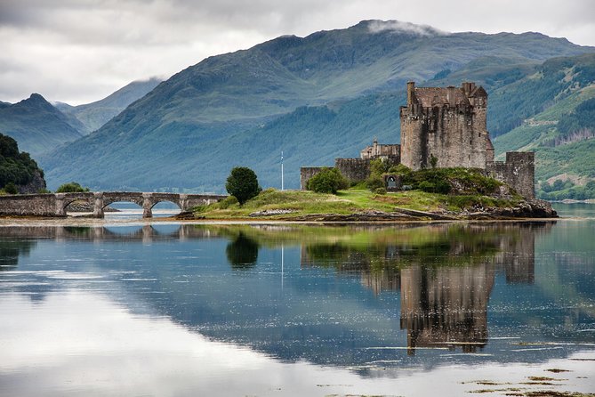 5-Day Iona, Mull and the Isle of Skye Small-Group Tour from Edinburgh - Skye’s cliffs, harbor, and Quiraing
