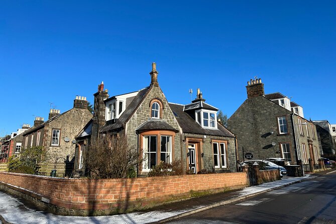 5 Days English Speaking Course Around Edinburgh - Day three: Edinburgh beyond the castle postcard