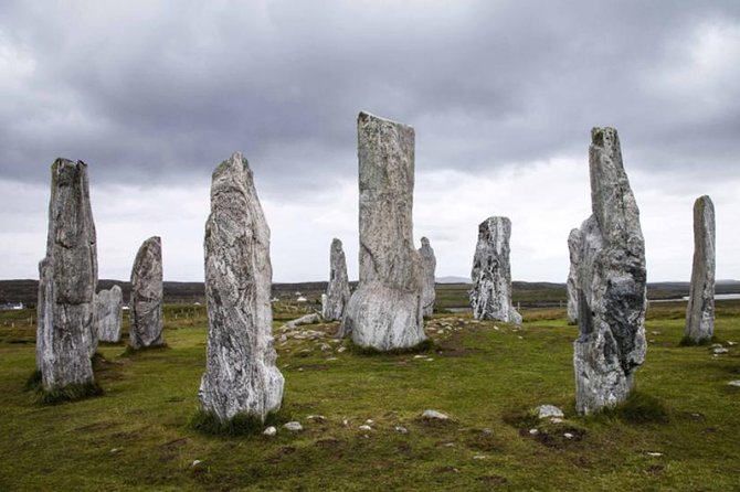 6-Day Outer Hebrides and Isle of Skye Small-Group Tour from Edinburgh - Day 3: Arnol Blackhouse and Dun Carloway Broch