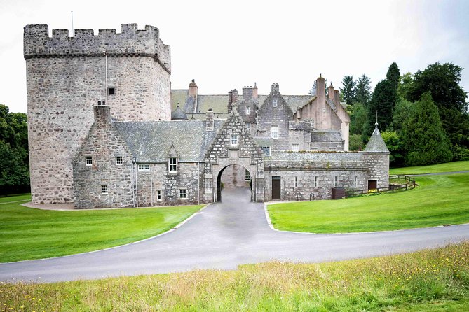 Aberdeenshire Private Half Day Castle & Historic Building Tour - Who will enjoy this day most
