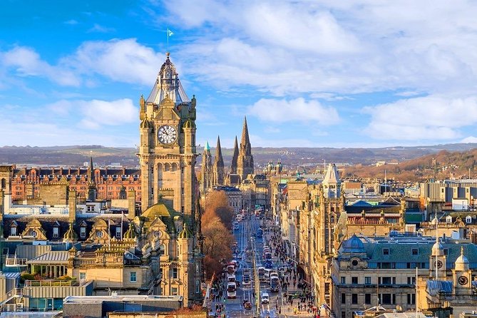 Arrival Transfer: Airport EDI to Edinburgh by Luxury Van - Sixty minutes of waiting gives you breathing room