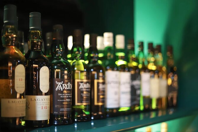 Cellar Of Scotland Walking Tour, taste Edinburgh's finest drinks - Starting with real ale near Saint Andrew Square
