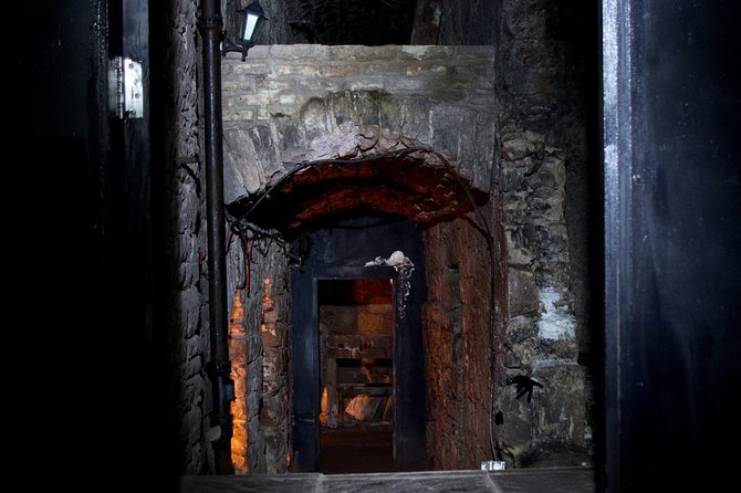 City of the Dead Underground Vaults (Day) - Ghost stories grounded in real lives