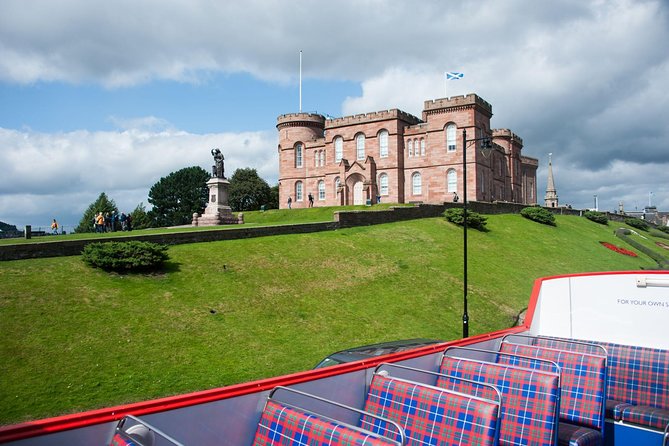 City Sightseeing Inverness Hop-On Hop-Off Bus Tour - Stop 2: Gellions Bar and the Historic Center
