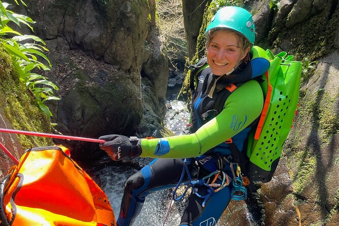 Discover Canyoning in Dollar Glen - Why Dollar Glen Makes a Good First Canyoning Trip