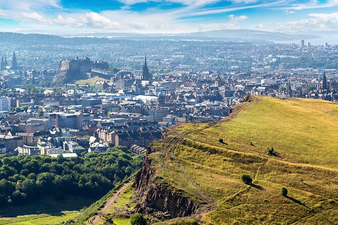 Edinburgh: Arthur's Seat Hike with Local Guide - The guides make the biggest difference