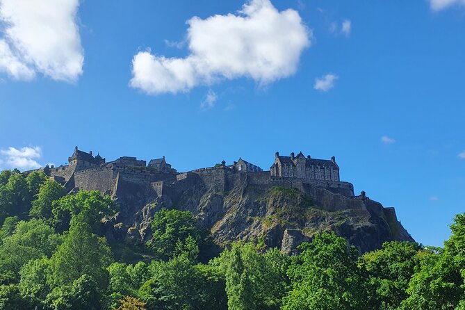 Edinburgh Castle Highlights Tour with Tickets, Map, and Guide - Meeting on the Royal Mile at the David Hume Statue