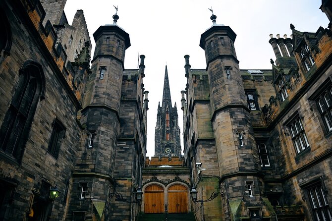 Edinburgh Castle & Old Town Small Group Guided Tour - The Grassmarket and Edinburgh’s Darker Past