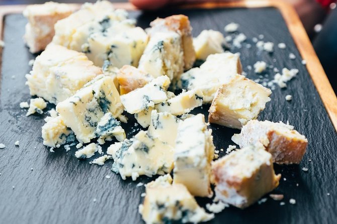 Edinburgh Cheese Crawl : Guided Food Tour - The guides make a big difference
