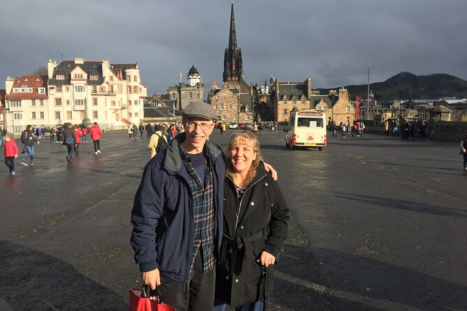Edinburgh Custom Private Tour with a Local, see the city unscripted - Should you book it?