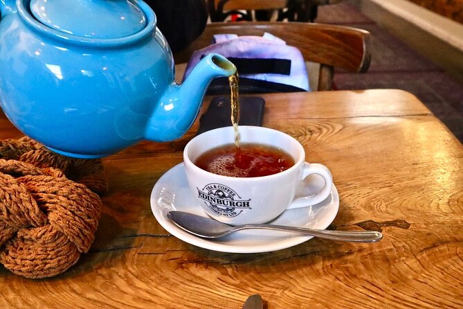 Edinburgh Food Tour with Scotch, Haggis, a Secret Dish & More - Grassmarket, castle views, and the first taste