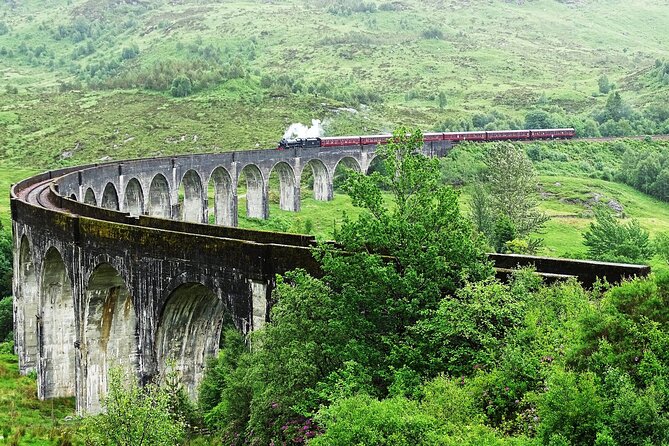 Edinburgh: Glenfinnan Viaduct, Glencoe & Fort William - What the guides add to the experience