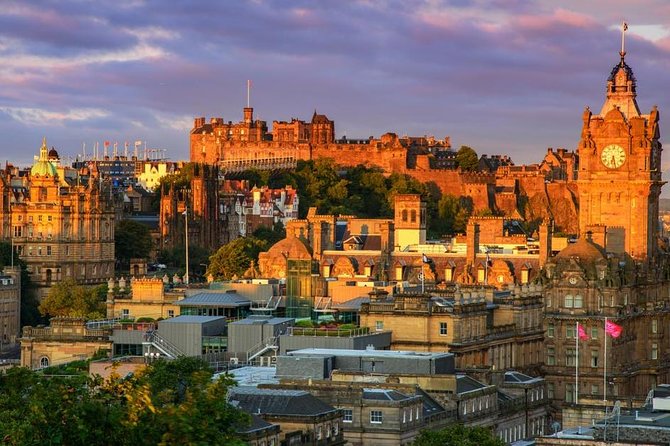 Edinburgh Highlights & Hidden Gems: Private Tour with a Local - Camera Obscura and views across the city