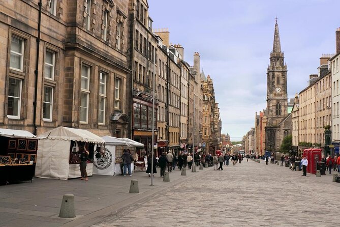 Edinburgh: History Lovers Old Town Walking Tour - Key points at a glance