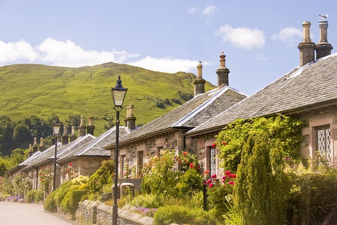 Edinburgh: Loch Lomond, Stirling Castle and the Kelpies Day Tour - What the coach ride is really like