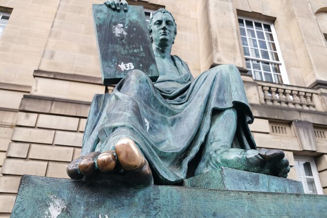 Edinburgh Old Town Private Self-Guided Tour - St Giles’ Cathedral and The Hub