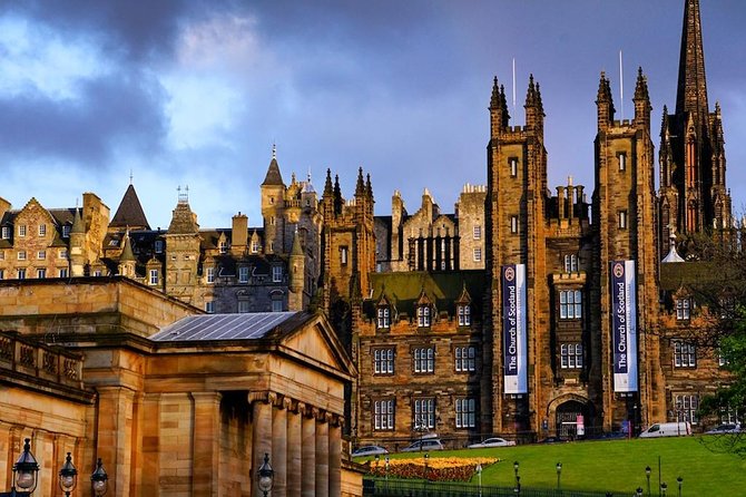 Edinburgh Private Walking Tour - The Royal Mile: more than a straight mile