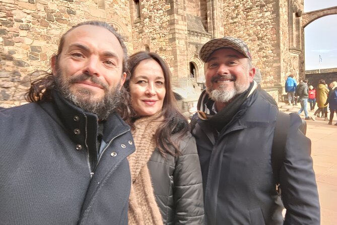 Edinburgh Private Walking Tour in Spanish - Victoria Street and Edinburgh’s literary quarter