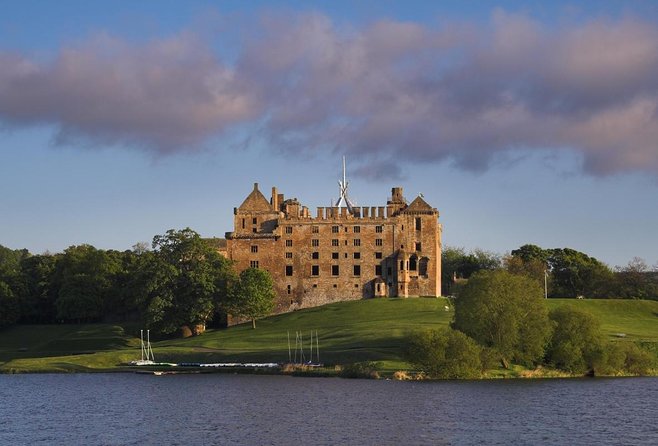 Edinburgh: The Outlander, Palaces & Jacobites Tour - Key points at a glance