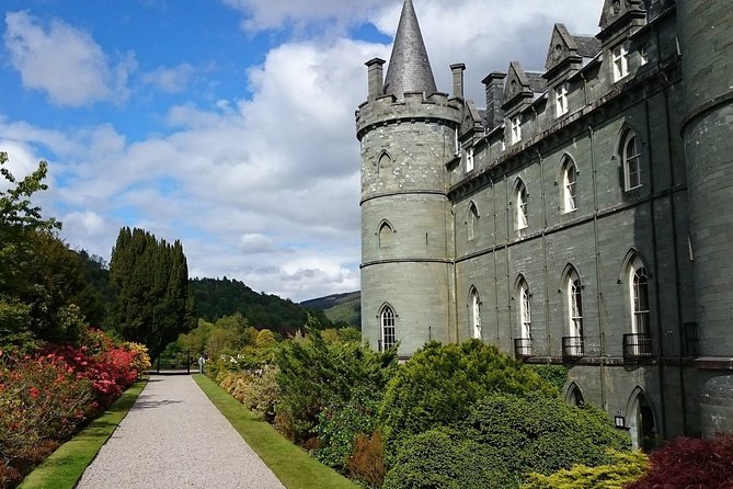 Edinburgh: West Highland Lochs, Mountains & Castles - Inveraray: castle, town, and a date-sensitive choice