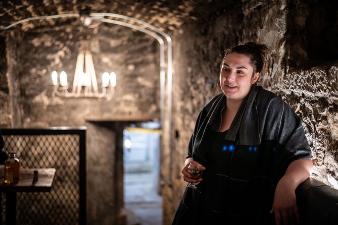 Evolution of Gin and Underground Gin Tasting in Edinburgh | 1hr - Four samples, mixed to suit your taste