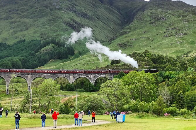 Fort William and Glencoe Tour - Fort William: lunch with the clock running