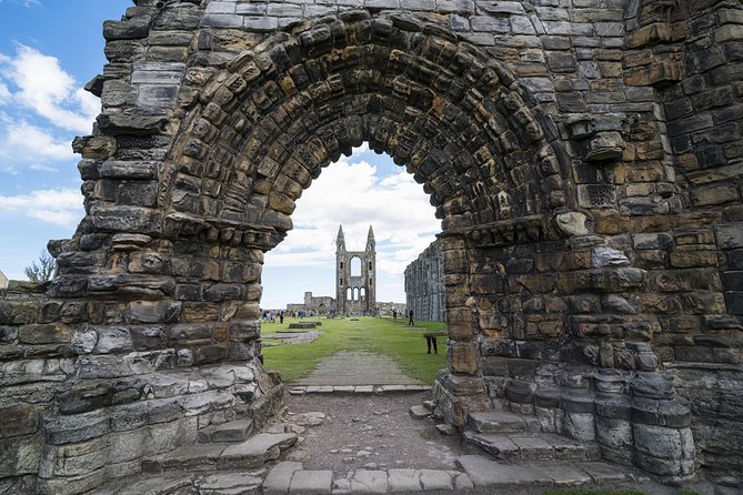 From Edinburgh: 5-Day Isle of Skye, Oban, & Highlands Tour - Day two: Glencoe, Glenfinnan, Loch Ness, and Eilean Donan