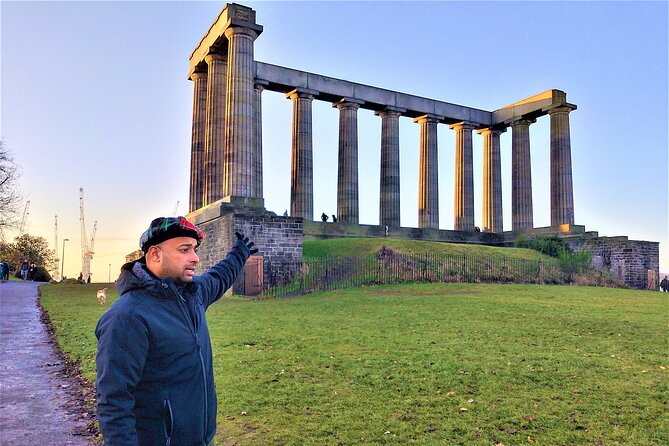 Full Day Tour of Edinburgh Including Lunch With A Local Expert - Princes Street Gardens and a Clear Finish
