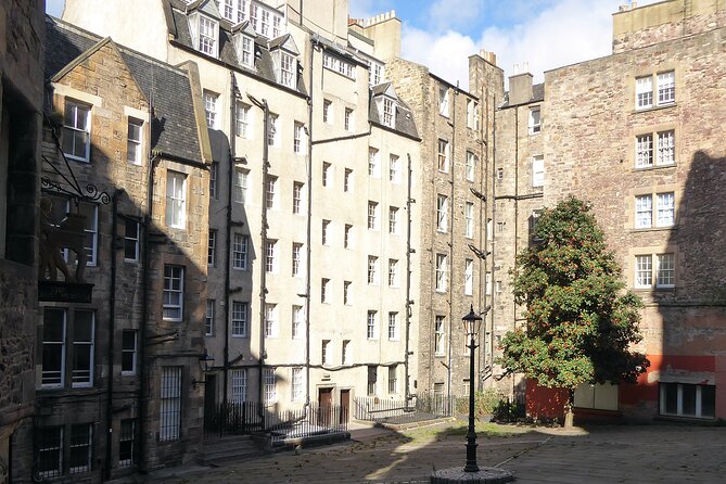 Fun, Flexible Treasure Hunt Around Edinburgh with Cryptic Clues & Hidden Gems - Lady Stairs House and the final stretch