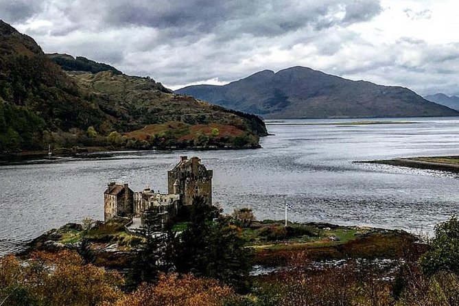 Glasgow: Eilean Donan, Loch Ness & Glenfinnan - 2 Day Tour - Inveraray and the road over Rest and Be Thankful