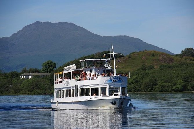Glasgow: Loch Lomond, the Trossachs and Stirling Castle - Leaving Glasgow for Loch Lomond