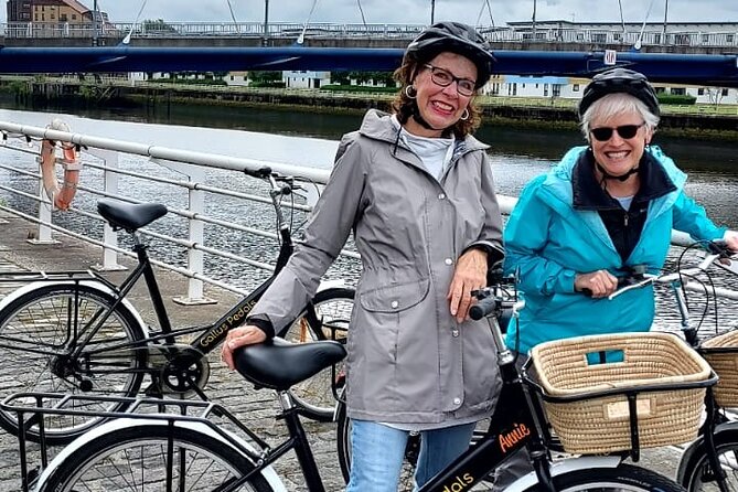 Glasgow Private Bike Tour: Highlights & Hidden Gems - Finnieston Crane and the Clyde waterfront