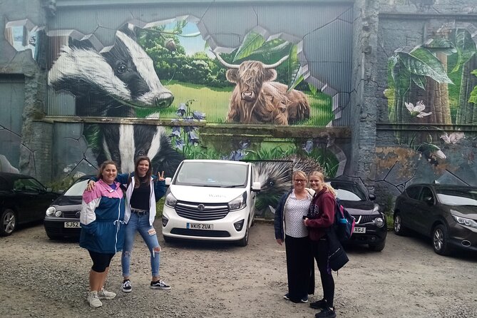 Glasgow Street Art Daily Walking Tour: 2pm - Bubbles, a collaborative mural