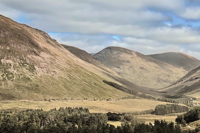 Glenfinnan Viaduct Glencoe and Fort William Tour from Edinburgh - Hagrid’s Hut and the Three Sisters of Glencoe