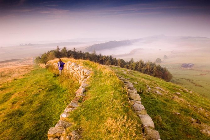 Hadrian's Wall & The Borders Tour from Edinburgh Incl. Admission - Carter Bar and the Scotland-England border