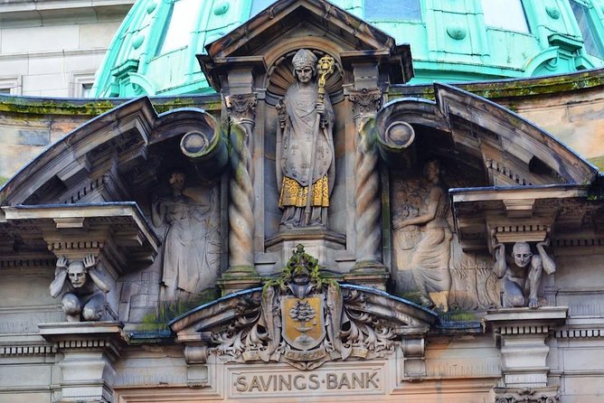 Half-Day Private Glasgow Must-Sees Tour - The Duke of Wellington statue and Gallery of Modern Art