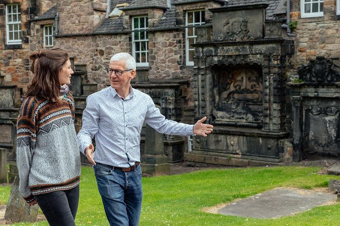 Highlights & Hidden Gems With Locals: Best of Edinburgh Private Tour - The University of Edinburgh and the city of ideas