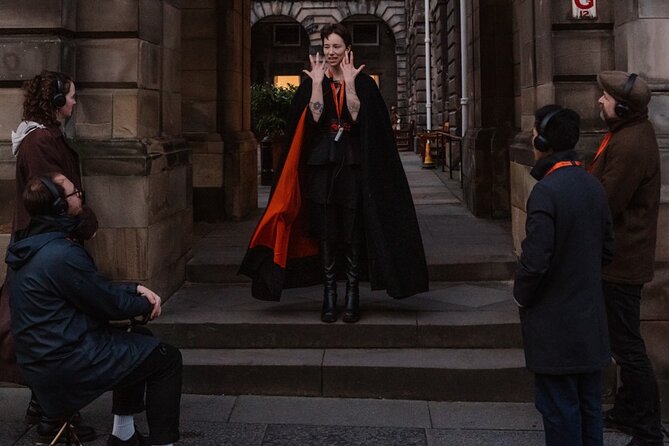 Immersive Old Town Ghost Walking Tour in Edinburgh - Old Town streets and the city’s grim characters