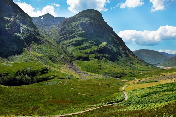 Isle of Skye, Loch Ness & Highlands: 3-Day Private Luxury Tour - Day one: from the Kelpies to Portree