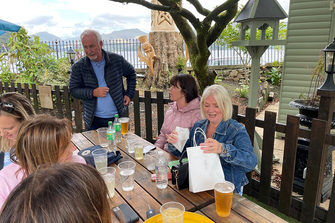 Loch Lomond & Stirling Castle One Day Tour 1-6 People - Vehicle, pickup, and group comfort
