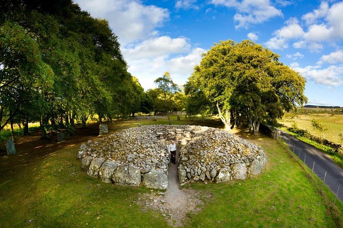 Loch Ness Cruise, Outlander & Urquhart Castle Tour from Inverness - Beauly Priory and a Practical Lunch Break
