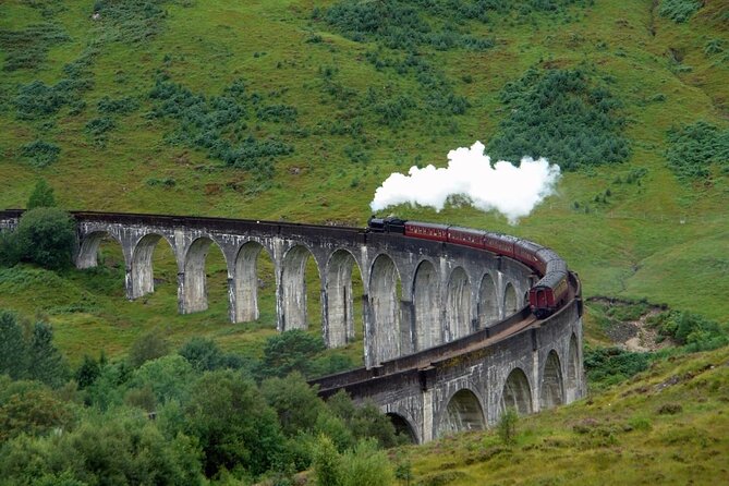 Loch Ness , Heilan Coos ,Great Glen , Fort William and Glencoe - The day at a glance