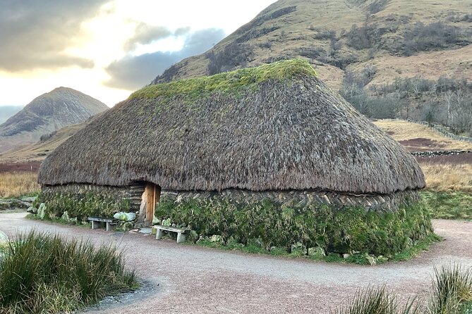 Loch Ness , Heilan Coos ,Great Glen , Fort William and Glencoe - Fort William and Neptune’s Staircase