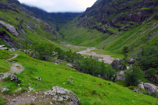 Loch Ness , Heilan Coos ,Great Glen , Fort William and Glencoe - Glencoe Visitor Centre and the Three Sisters