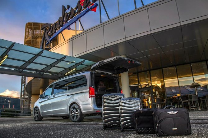 Luxury Transfer Service | Inverness to Edinburgh - Early pickups, airport timing, and return trips