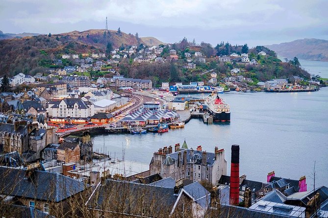 Oban and the West Highlands Day Trip from Glasgow - Loch Lomond and the village of Luss